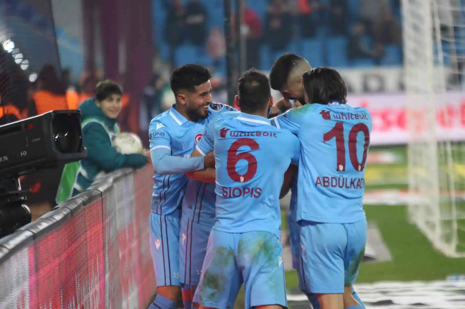 Spor Toto Süper Lig: Trabzonspor: 3 - Giresunspor: 0 (Maç sonucu)
