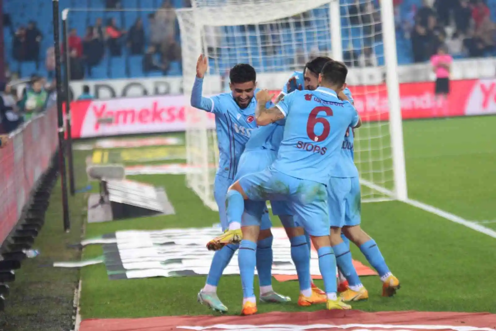 Spor Toto Süper Lig: Trabzonspor: 3 - Giresunspor: 0 (Maç sonucu)
