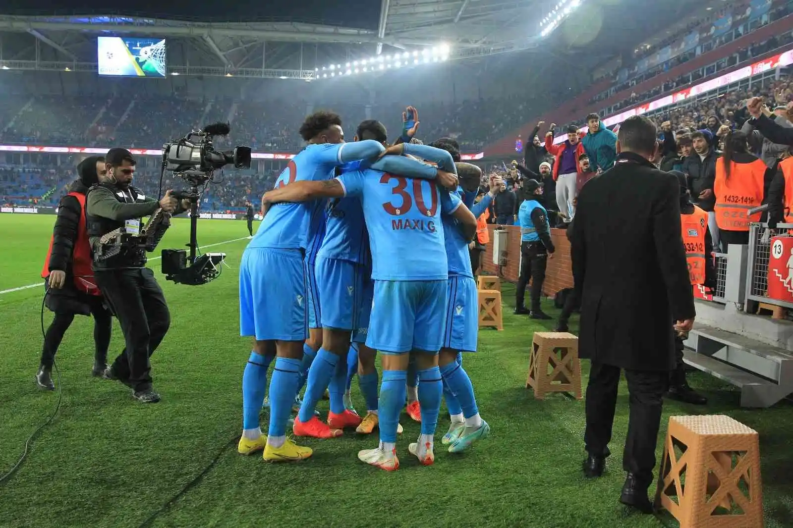 Spor Toto Süper Lig: Trabzonspor: 3 - Giresunspor: 0 (Maç sonucu)
