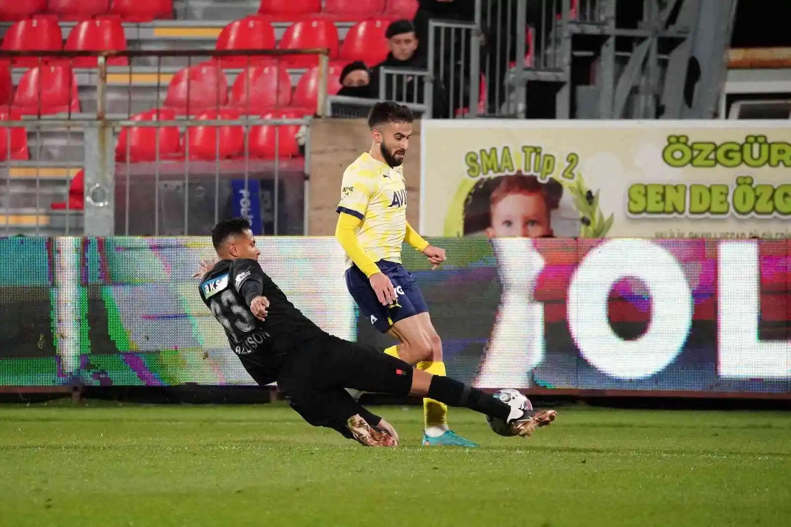 Spor Toto Süper Lig: Ümraniyespor: 0 - Fenerbahçe: 0 (İlk yarı)