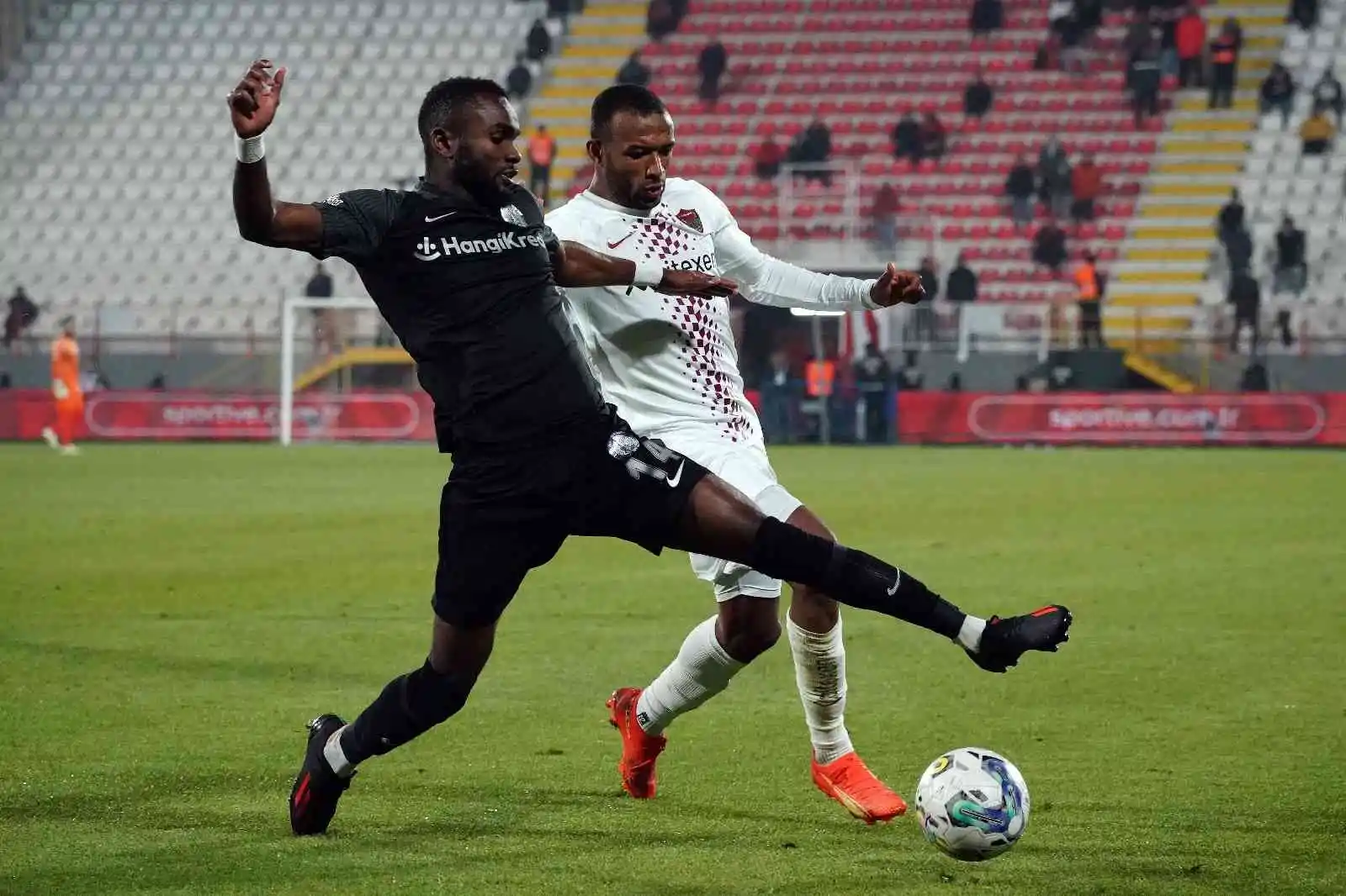 Spor Toto Süper Lig: Ümraniyespor: 2 - Hatayspor: 2 (Maç sonucu)