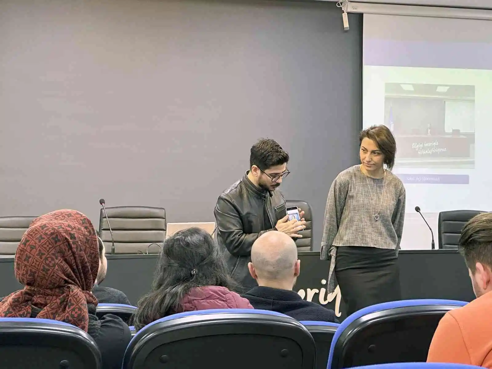 SUBÜ iletişimde fark oluşturmak istiyor
