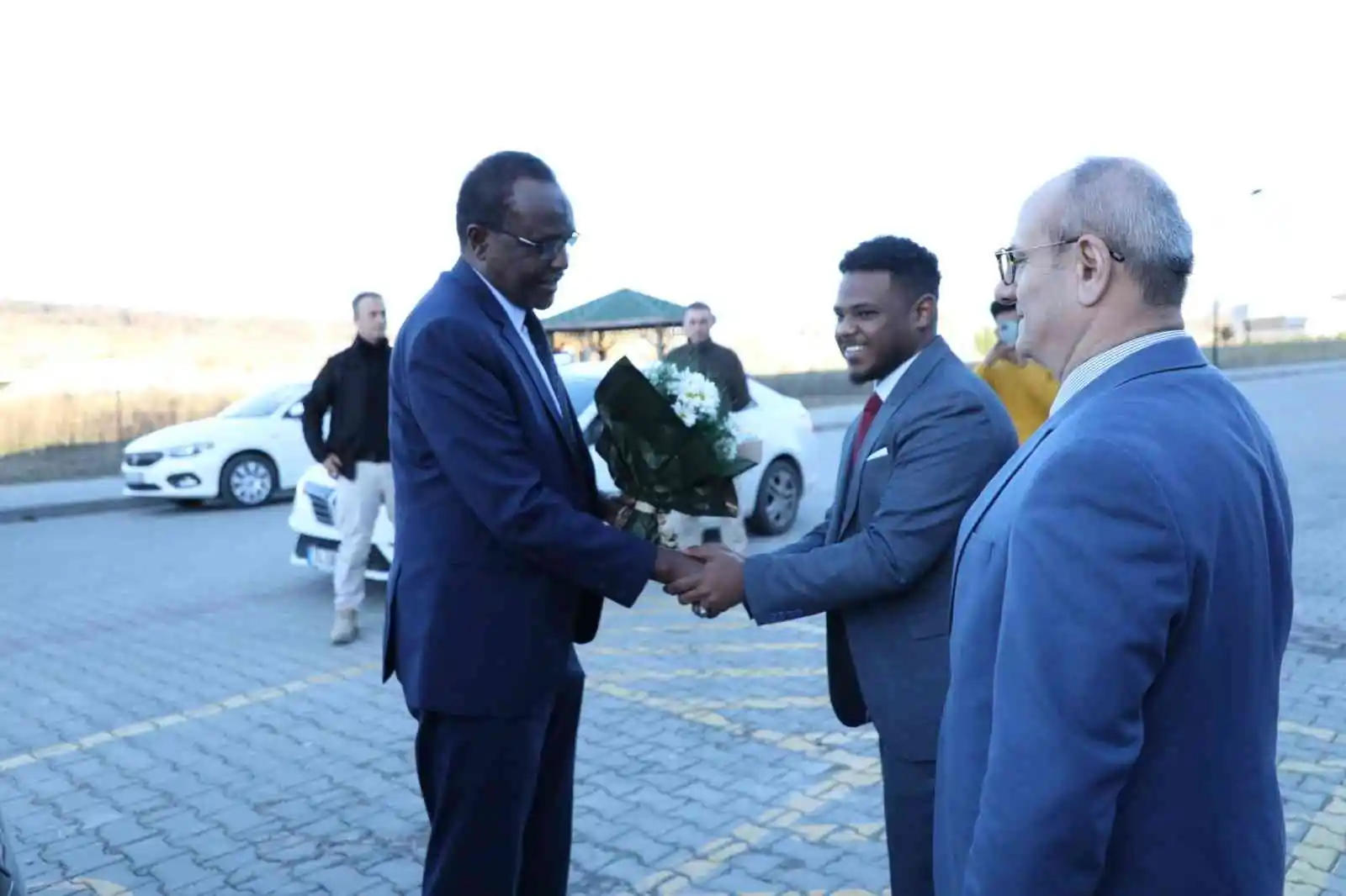 Sudan Büyükelçisi Eltayeb, BARÜ’yü ziyaret etti
