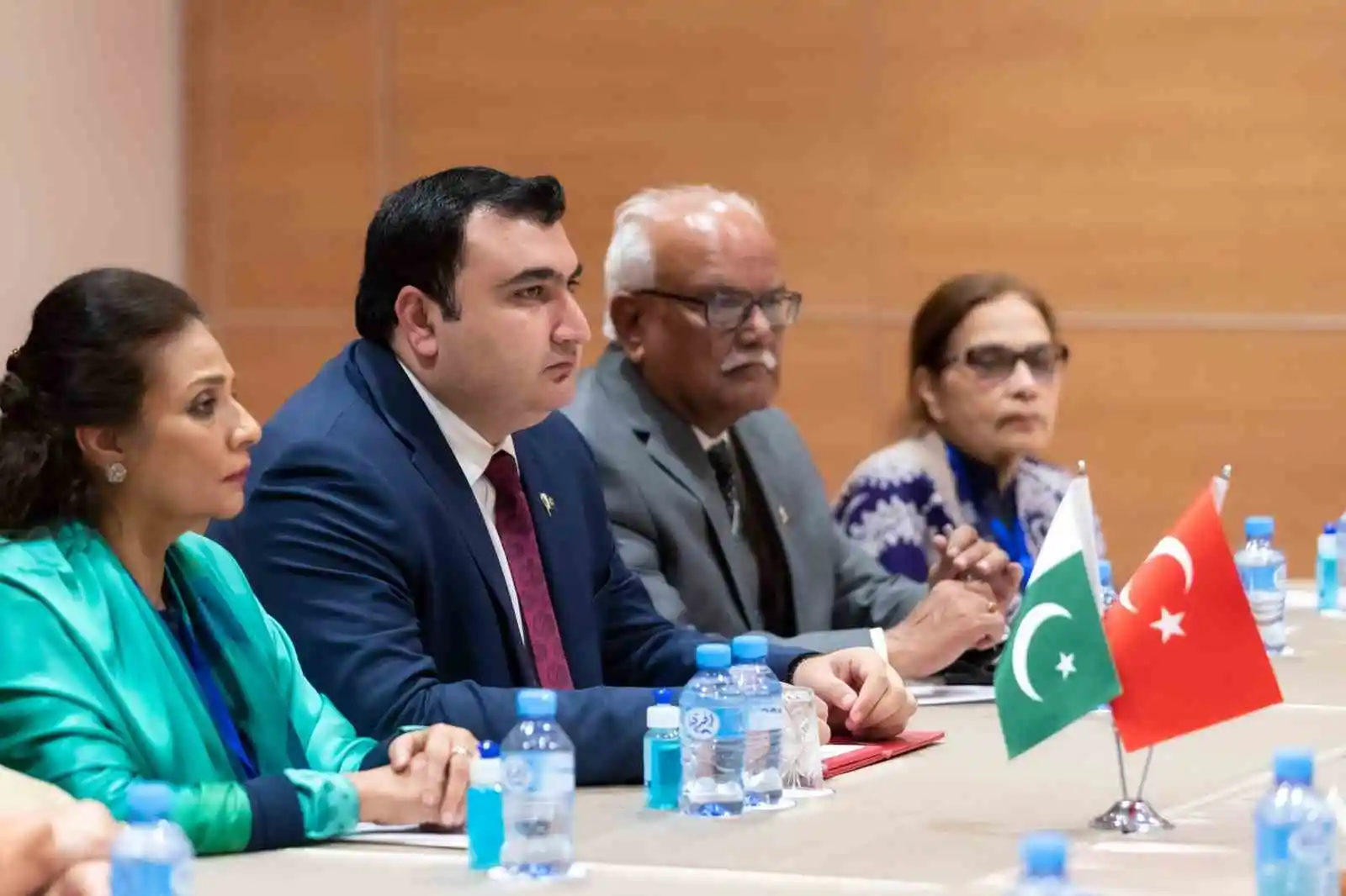 TBMM Başkanı Şentop, Pakistanlı mevkidaşı Durrani ile bir araya geldi
