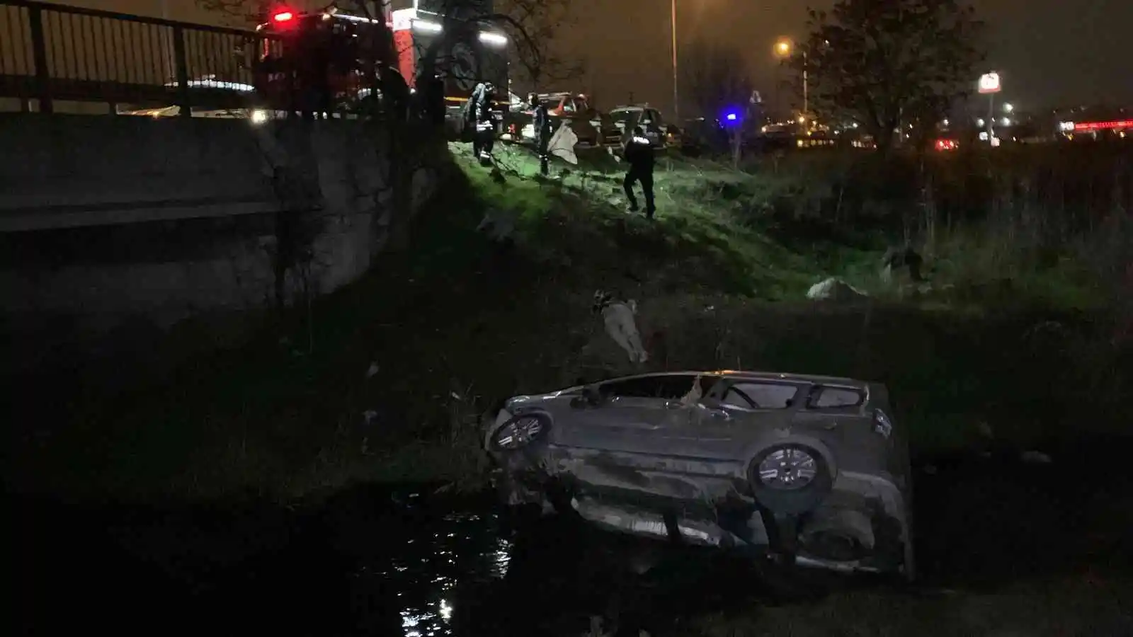 Tekirdağ’da kontrolden çıkan araç dereye uçtu: 1 ölü, 3 yaralı