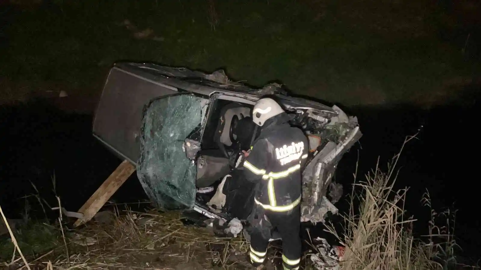 Tekirdağ’da kontrolden çıkan araç dereye uçtu: 1 ölü, 3 yaralı