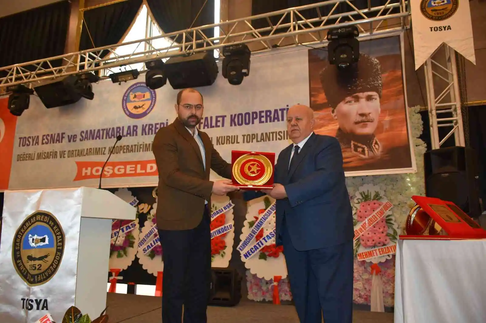 Tosya Esnaf ve Sanatkarlar Kooperatifi Başkanı Mustafa Pazarcı güven tazeledi
