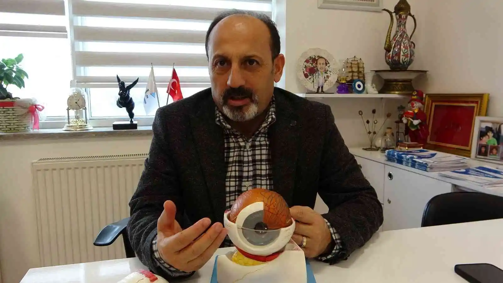 Urartu Göz'de katarakt ameliyatı başarıyla gerçekleştiriliyor