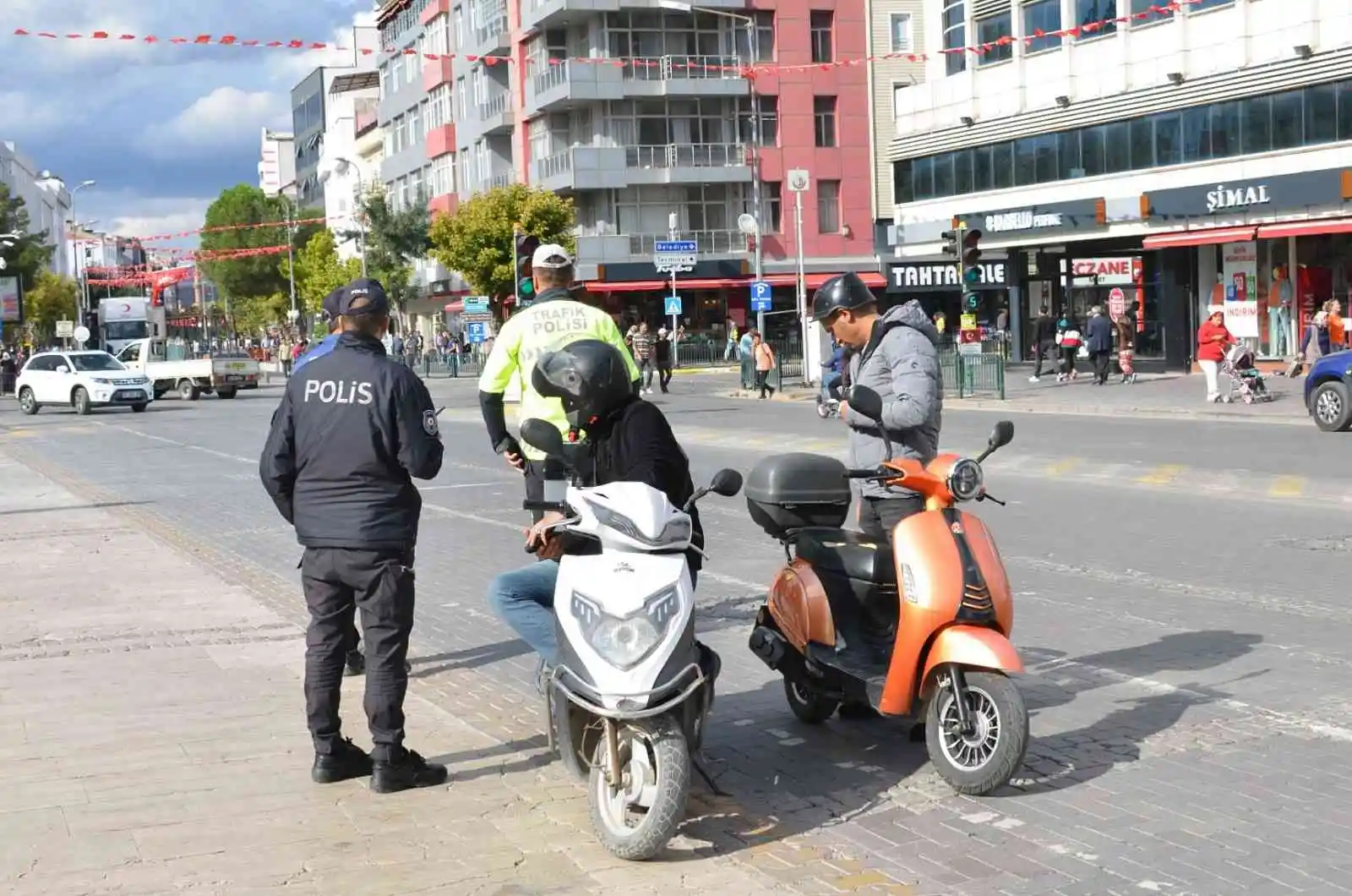 Uşak’ta bin 273 sürücüye para cezası kesildi
