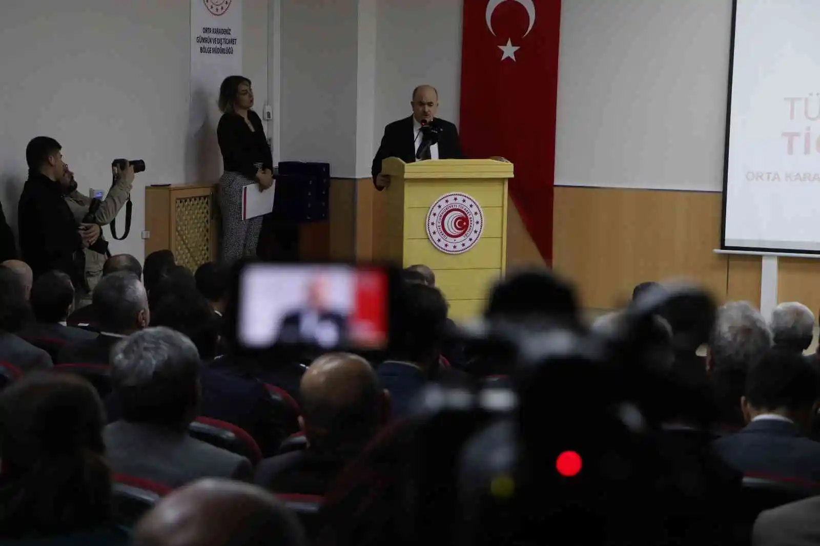 Vali Dağlı: