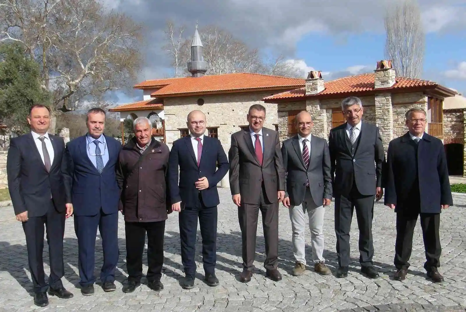 Vali Tavlı, MSKÜ ve Denizli PAÜ rektörleri Stratonikeia’da incelemelerde bulundu