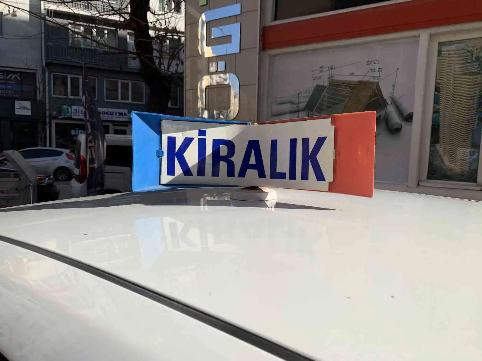 Vatandaşlar kiralık araca yöneldi
