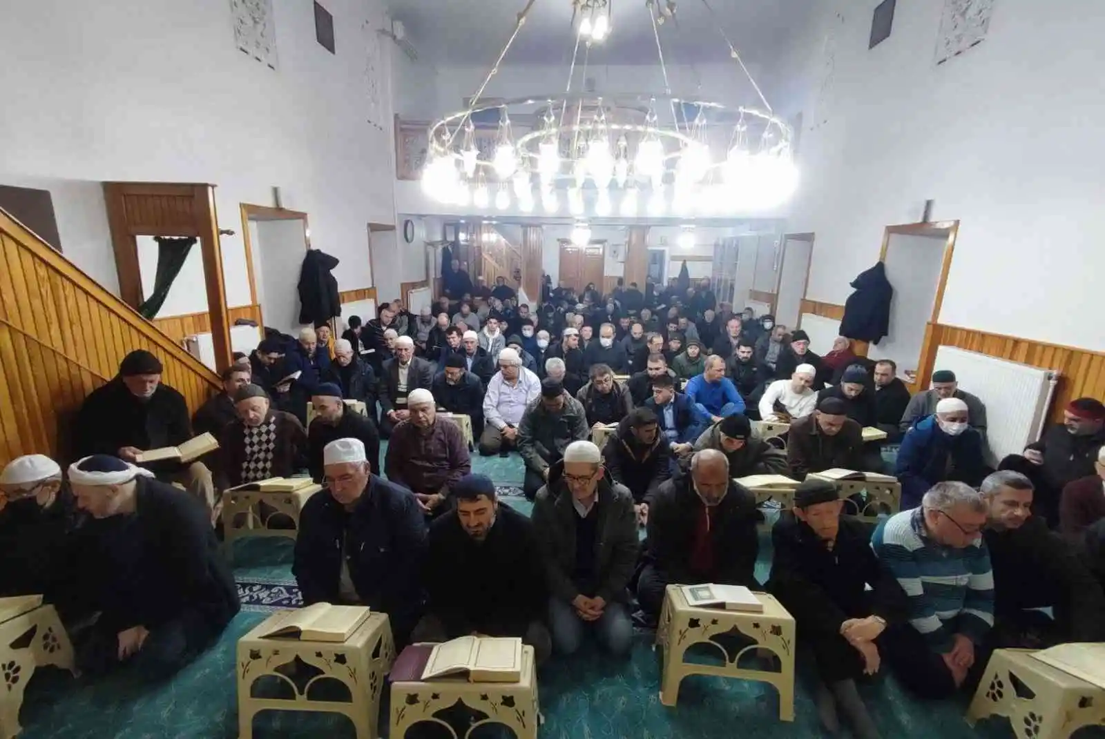 Vatandaşlar sabah namazında buluştu
