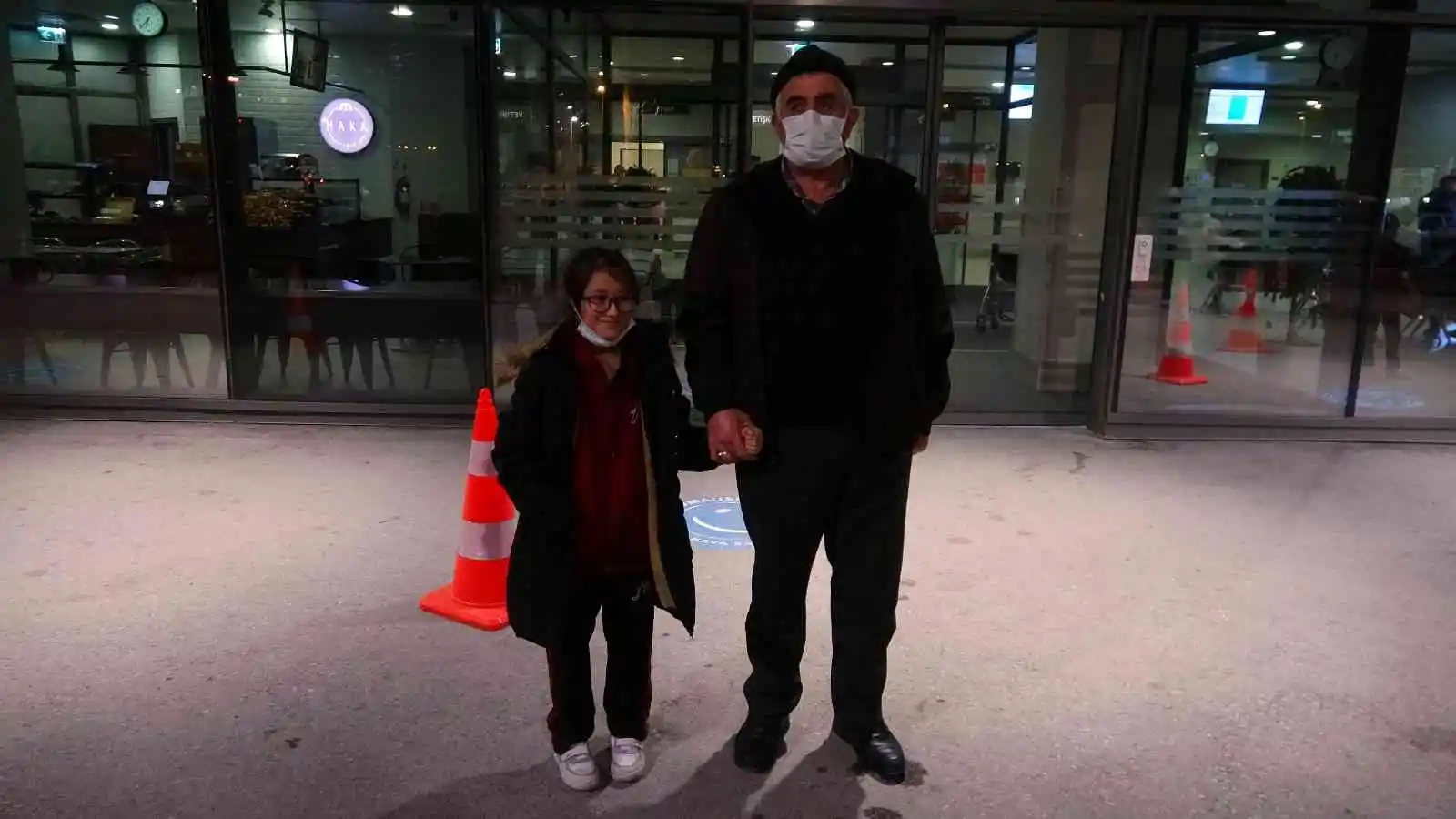 Yozgat’ta 9 öğrenci yediği tavuk dönerden zehirlendi
