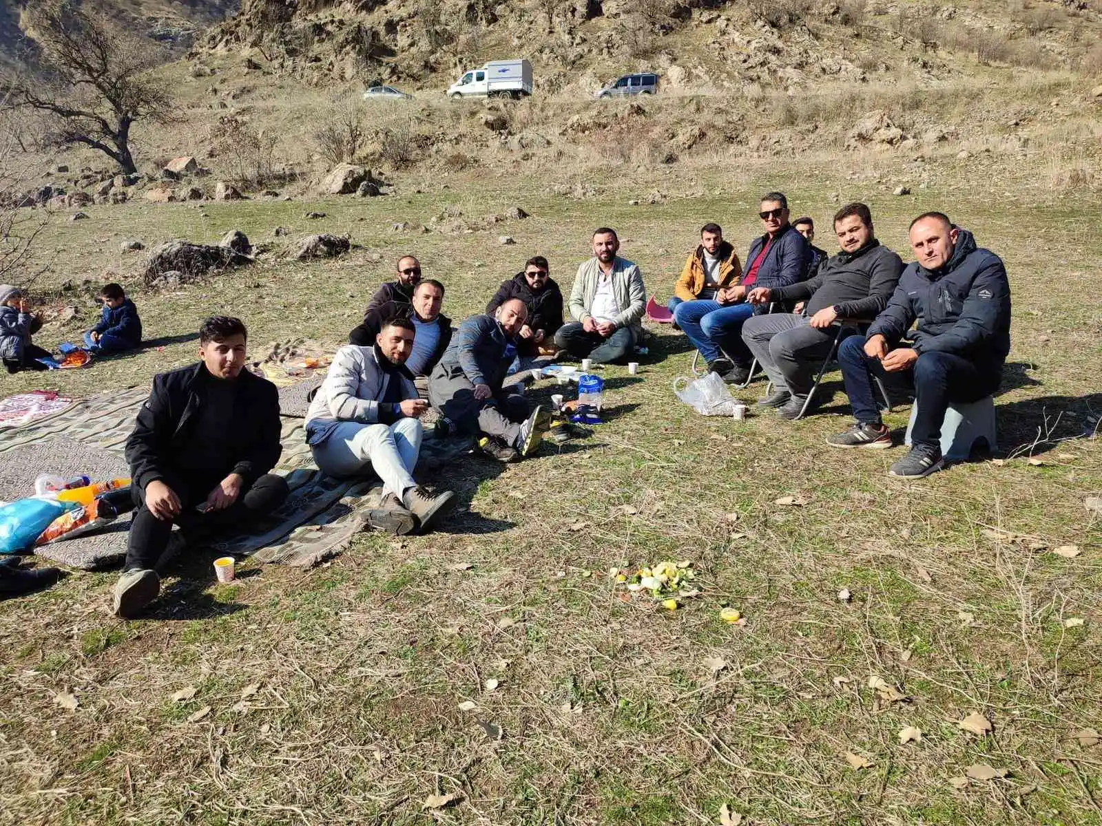 Yüksekova ve Şemdinli vatandaşlar Ocak ayında piknik yaptılar