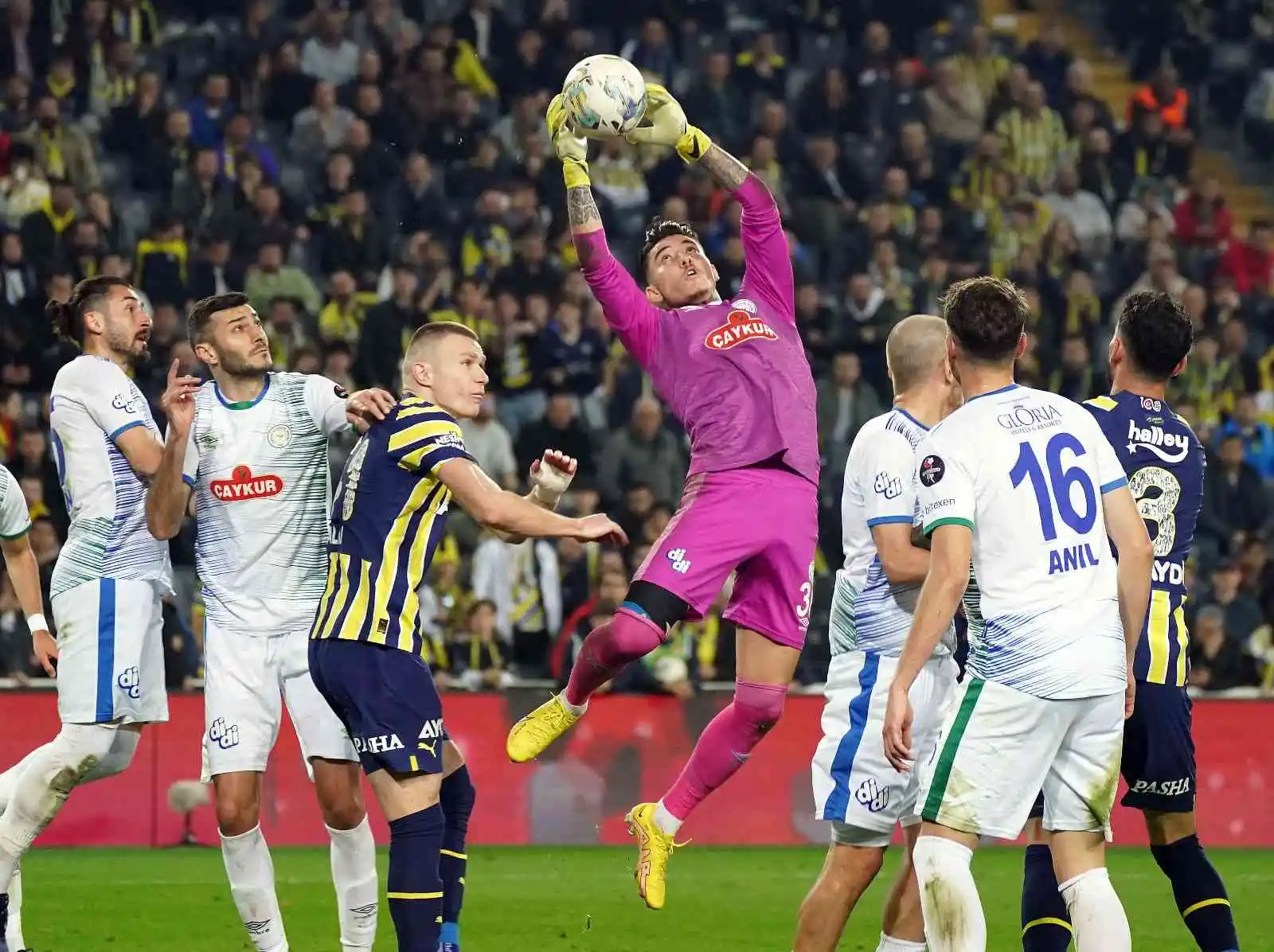 Ziraat Türkiye Kupası: Fenerbahçe: 2 - Çaykur Rizespor: 1 (Maç sonucu)