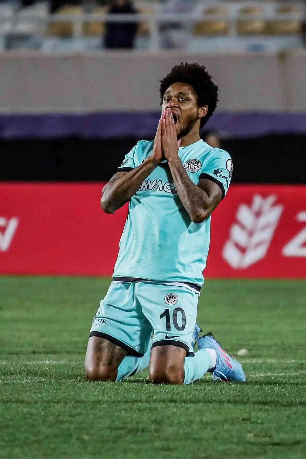Ziraat Türkiye Kupası: FTA Antalyaspor: 0 - Kayserispor: 2 (Maç sonucu)