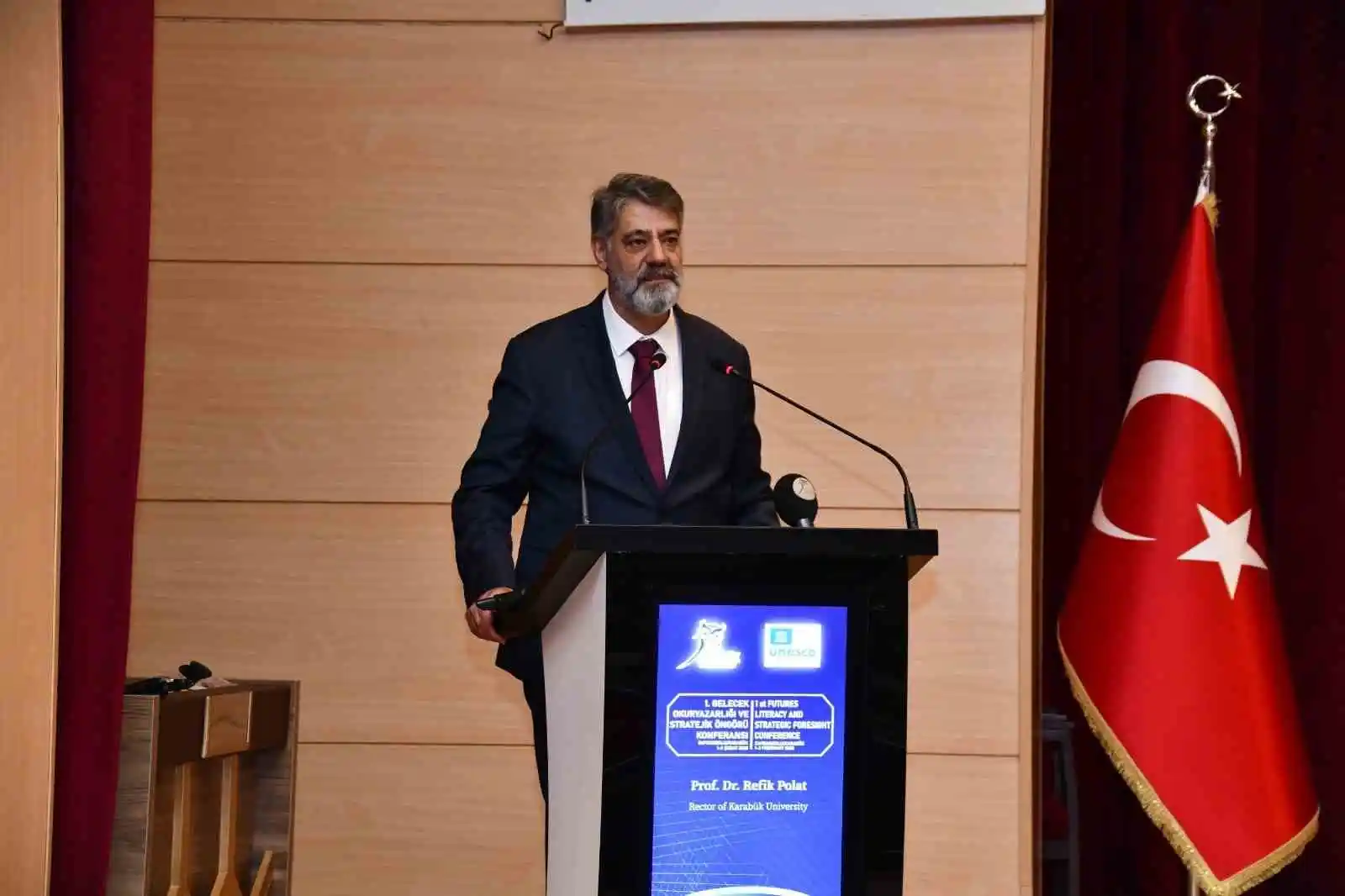 1. Gelecek Okuryazarlığı ve Stratejik Öngörü konferansı KBÜ’de yapıldı