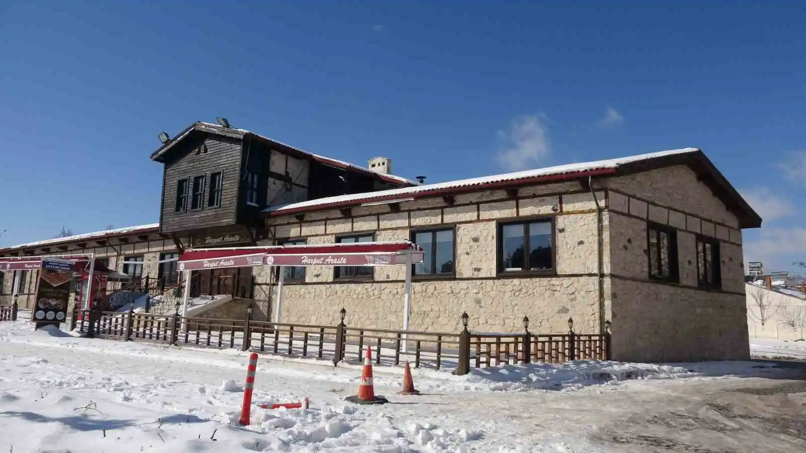 3 büyük deprem gören 5 bin yıllık tarihi mahallede tek taş bile düşmedi