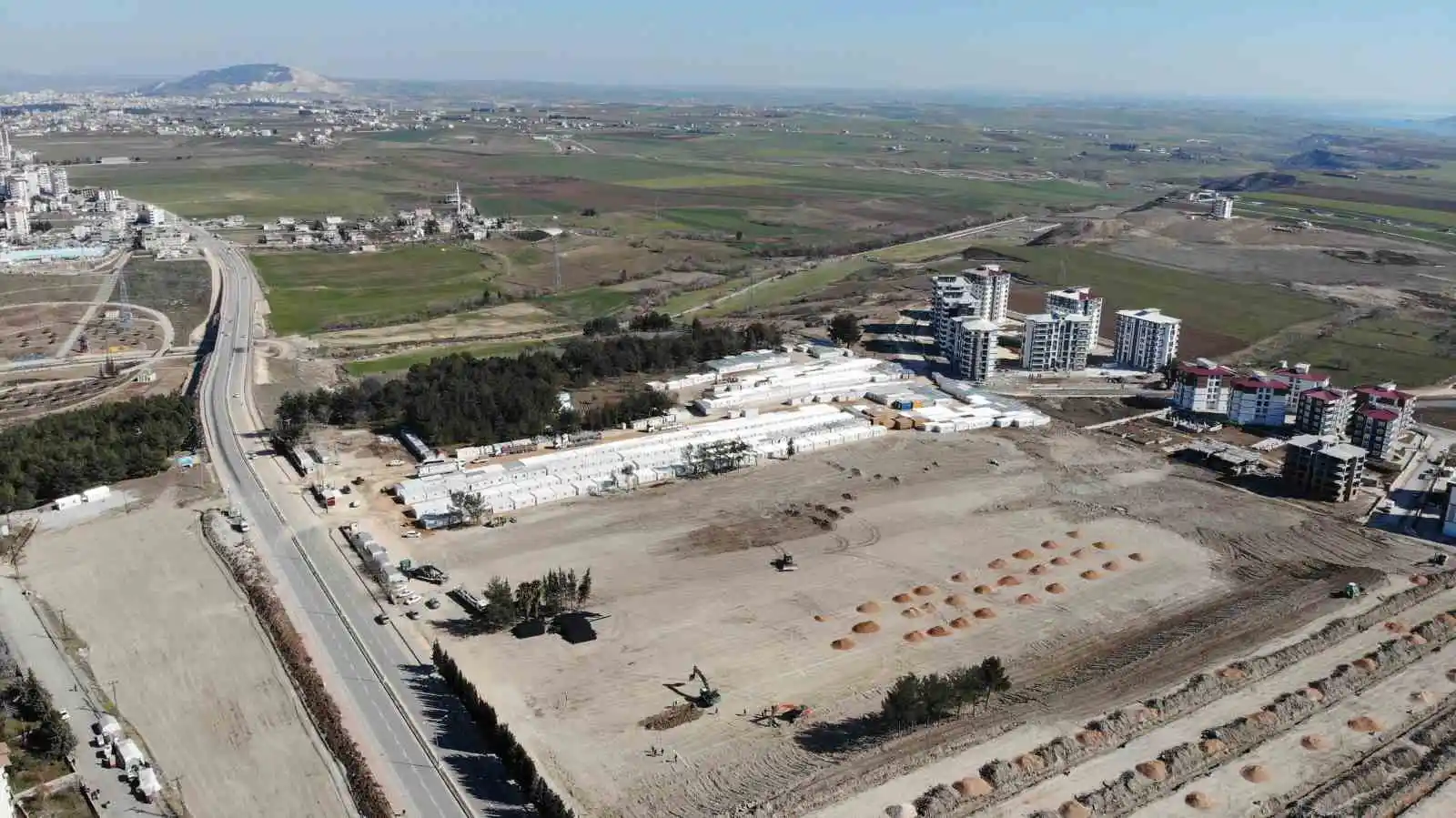 Adıyaman’da kurulan konteynır kent havadan görüntülendi