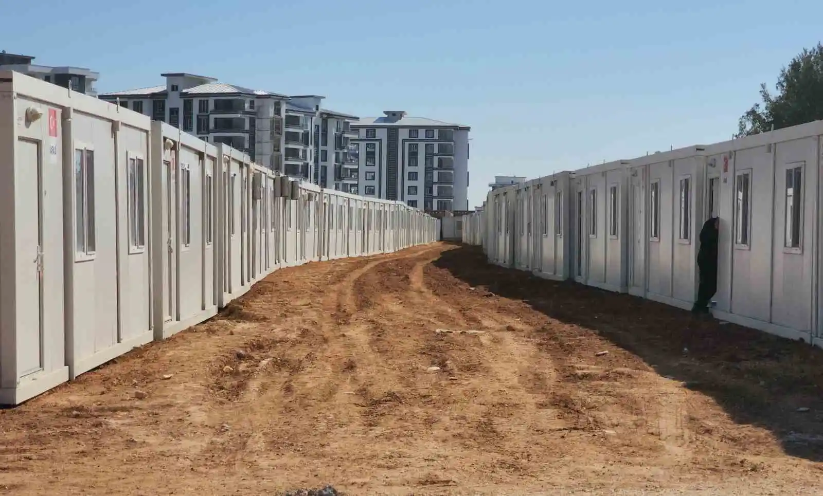Adıyaman’da kurulan konteynır kent havadan görüntülendi