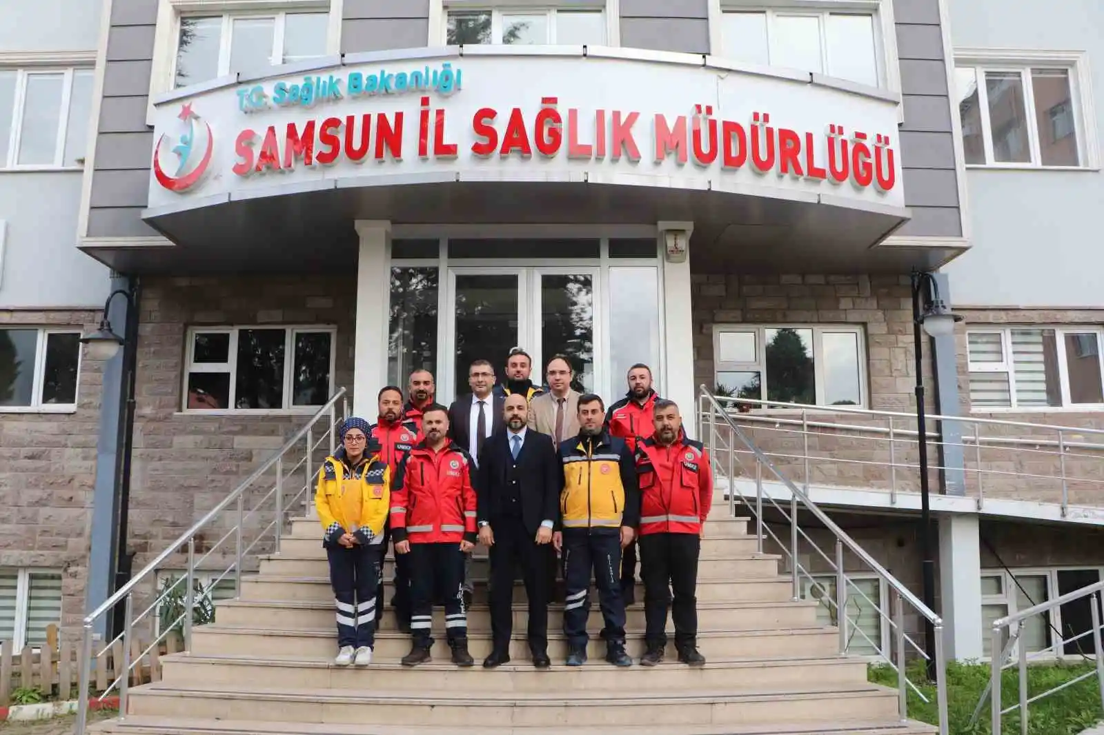 Afet bölgesine ilk giden sağlıkçıların duygulandıran hâtıraları