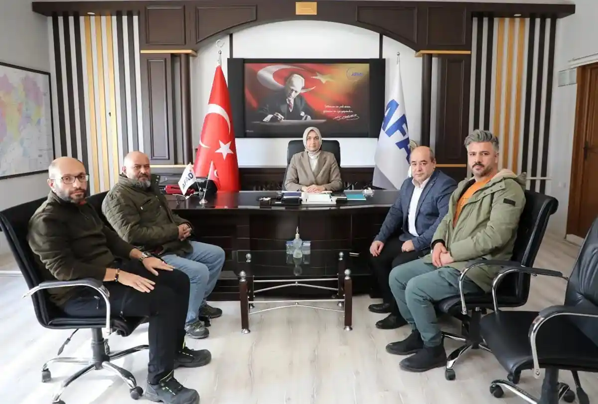 Afyonkarahisar depremzedeler için tek yürek oldu