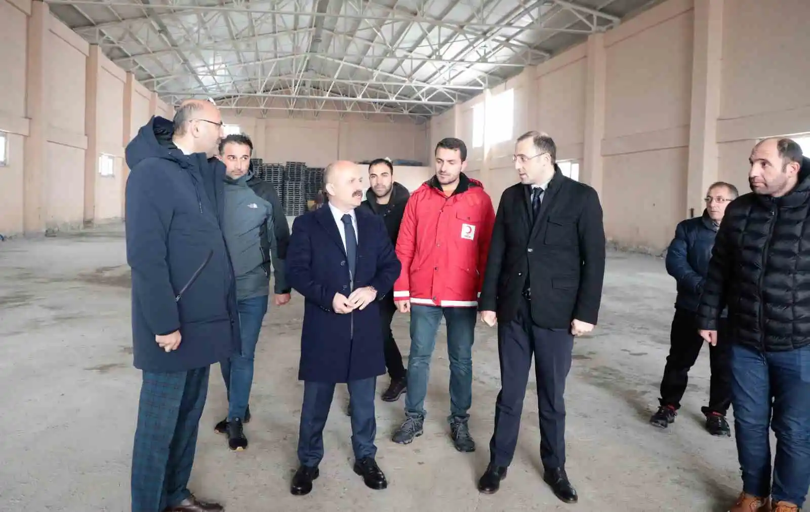 Ağrı’da deprem bölgesi için seferberlik başlatıldı