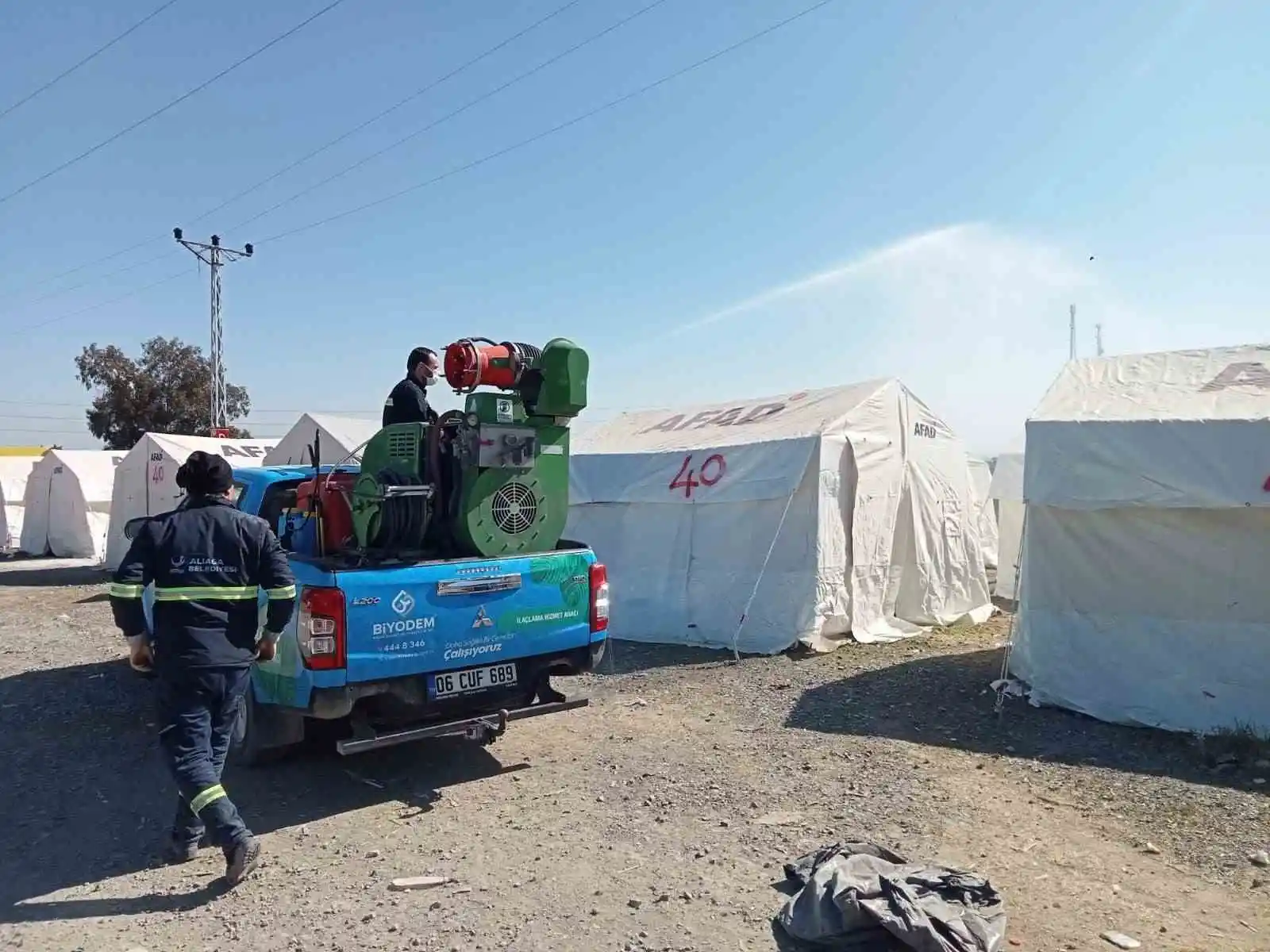 Aliağa Belediyesi, Hatay’da dezenfeksiyon çalışması yapıyor
