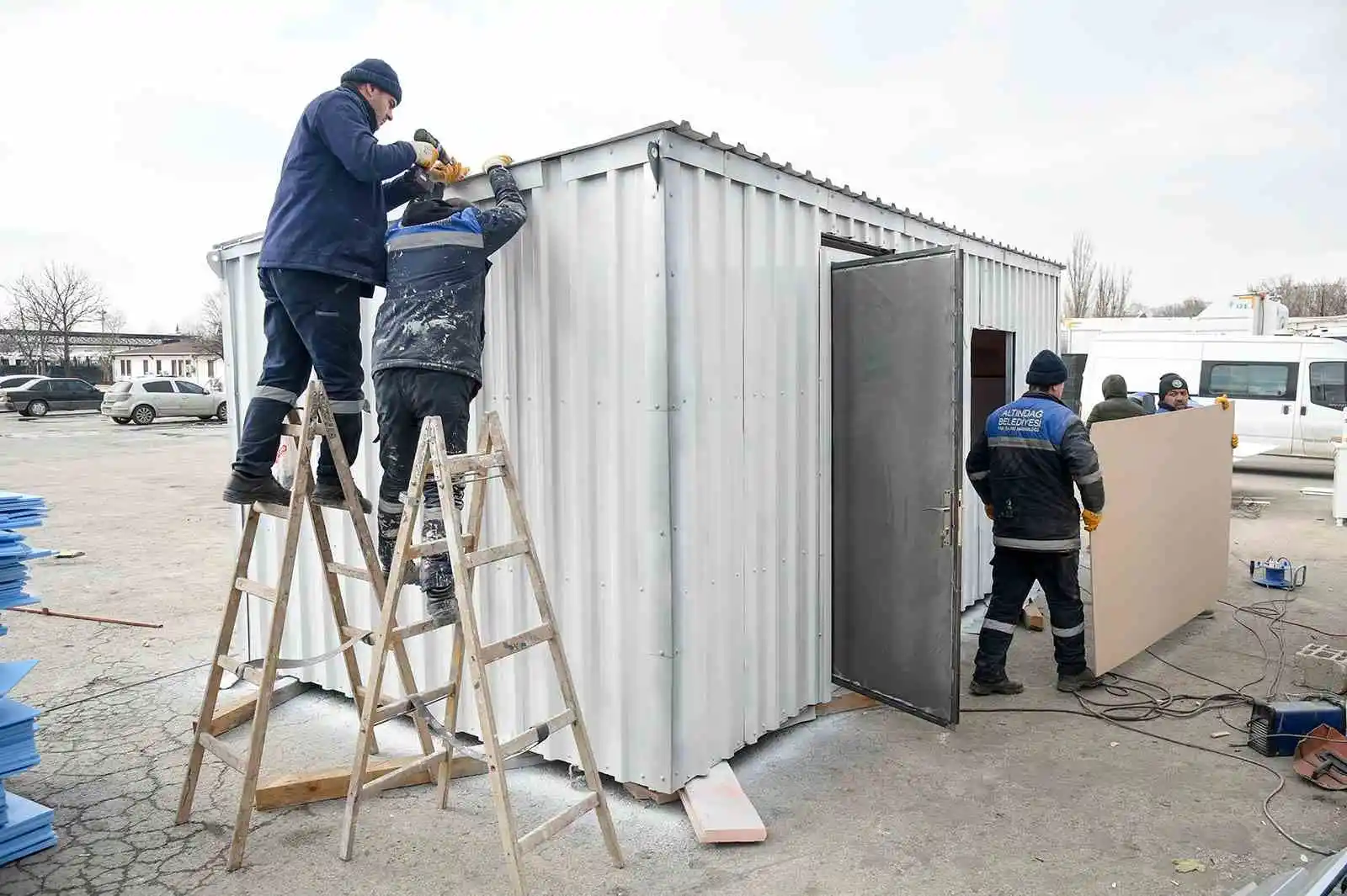 Altındağ Belediyesinden prefabrik ev desteği
