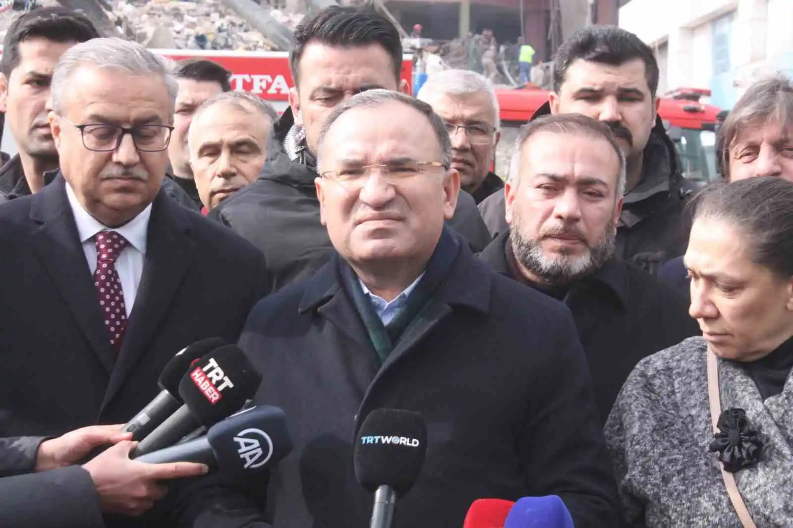 Bakan Bozdağ: "Diyarbakır'da 133 kişi vefat etti, 871 kişi yaralandı"