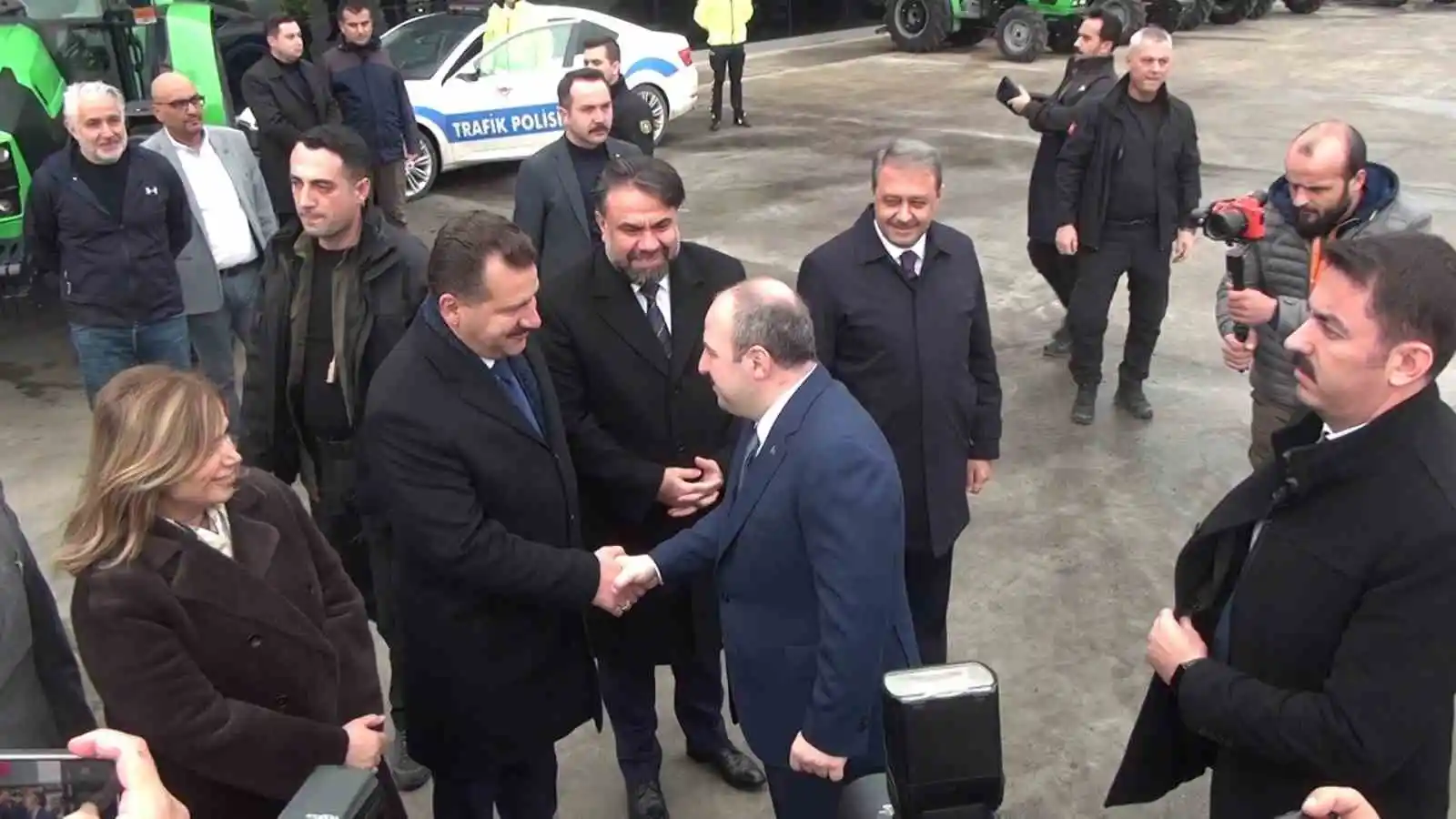 Bakan Varank, Balıkesir’de fabrikaları inceledi