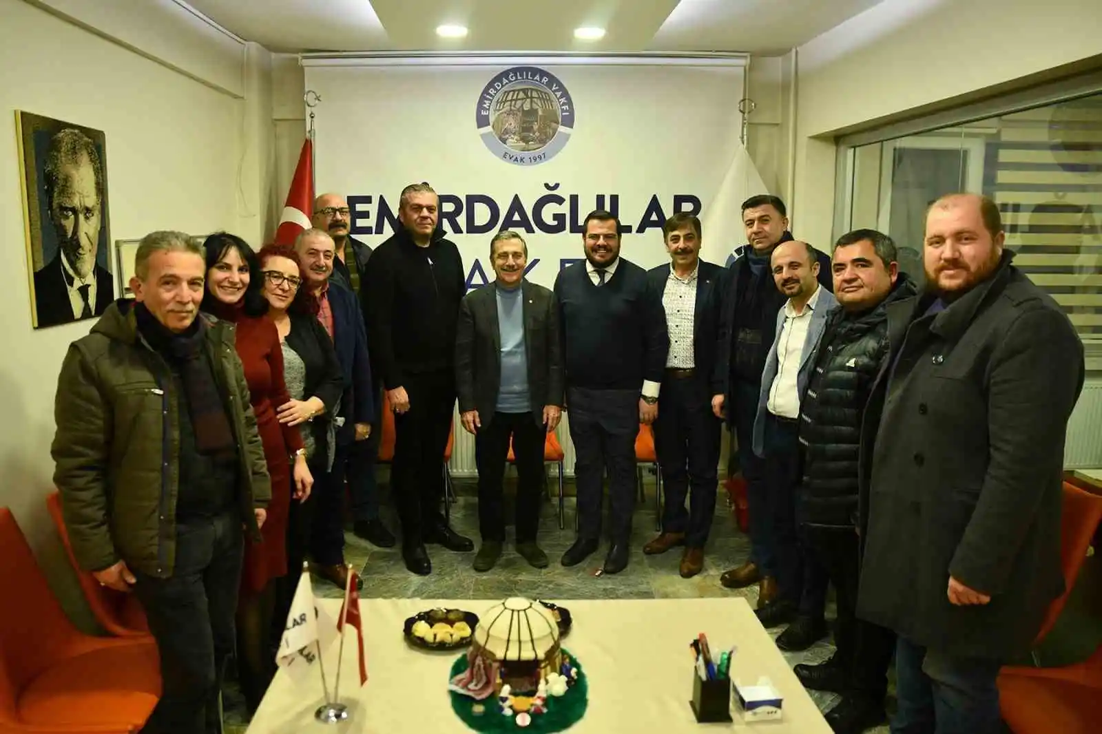 Başkan Ataç'tan Emirdağlılar Vakfı'na ziyaret