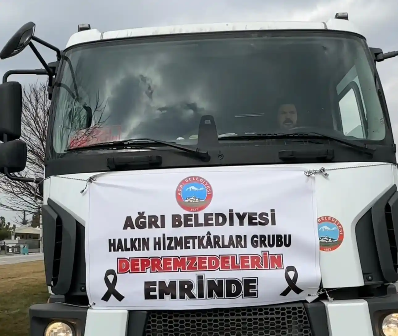 Belediye Başkanı Sayan, Kahramanmaraş sokaklarını temizledi
