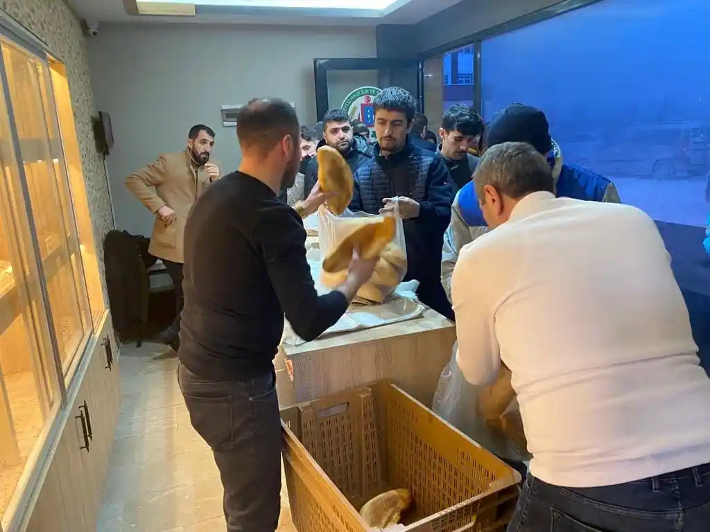 Bünyan, deprem bölgesi için tek yürek oldu