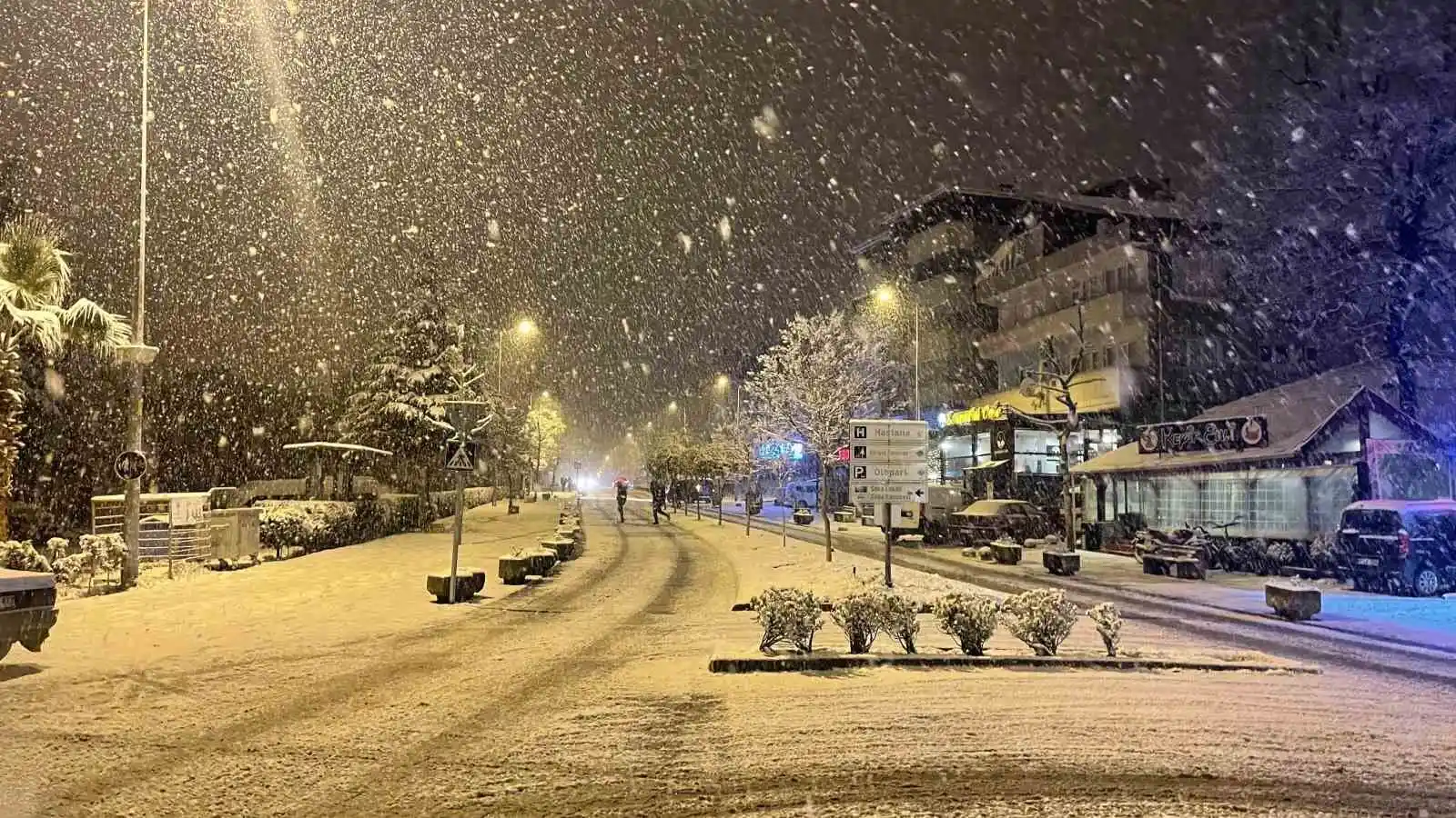 Çaycuma beyazda büründü