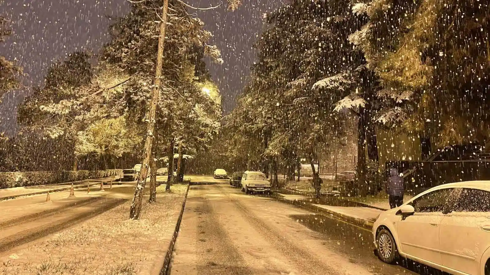 Çaycuma beyazda büründü