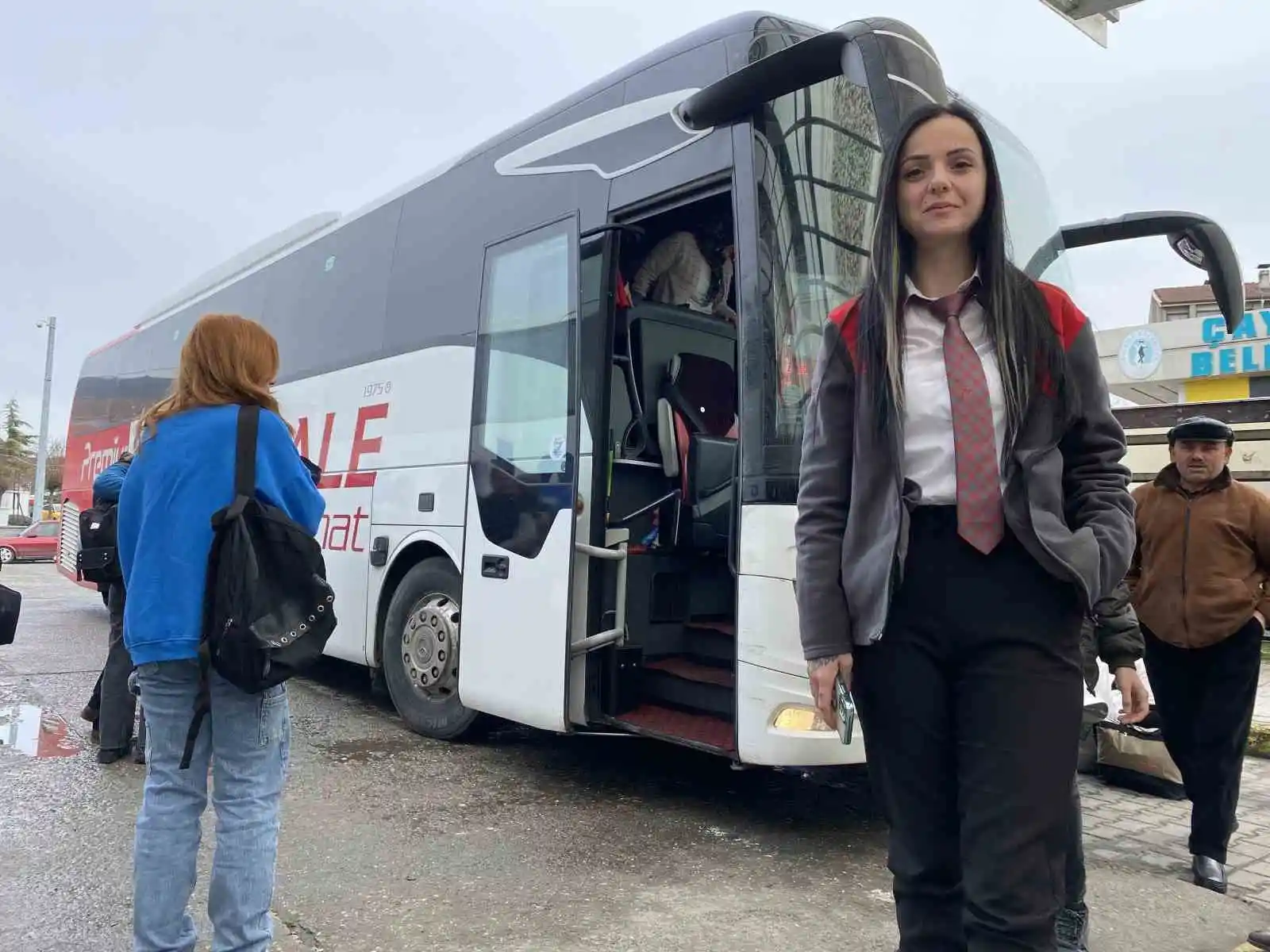 Çocukluk hayaliydi, yolların kadın kaptanı oldu