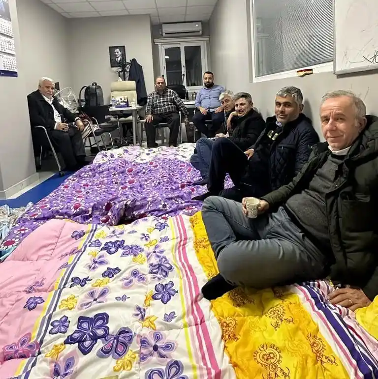 Değirmenci İskenderun’da depremzede üyeleriyle görüştü