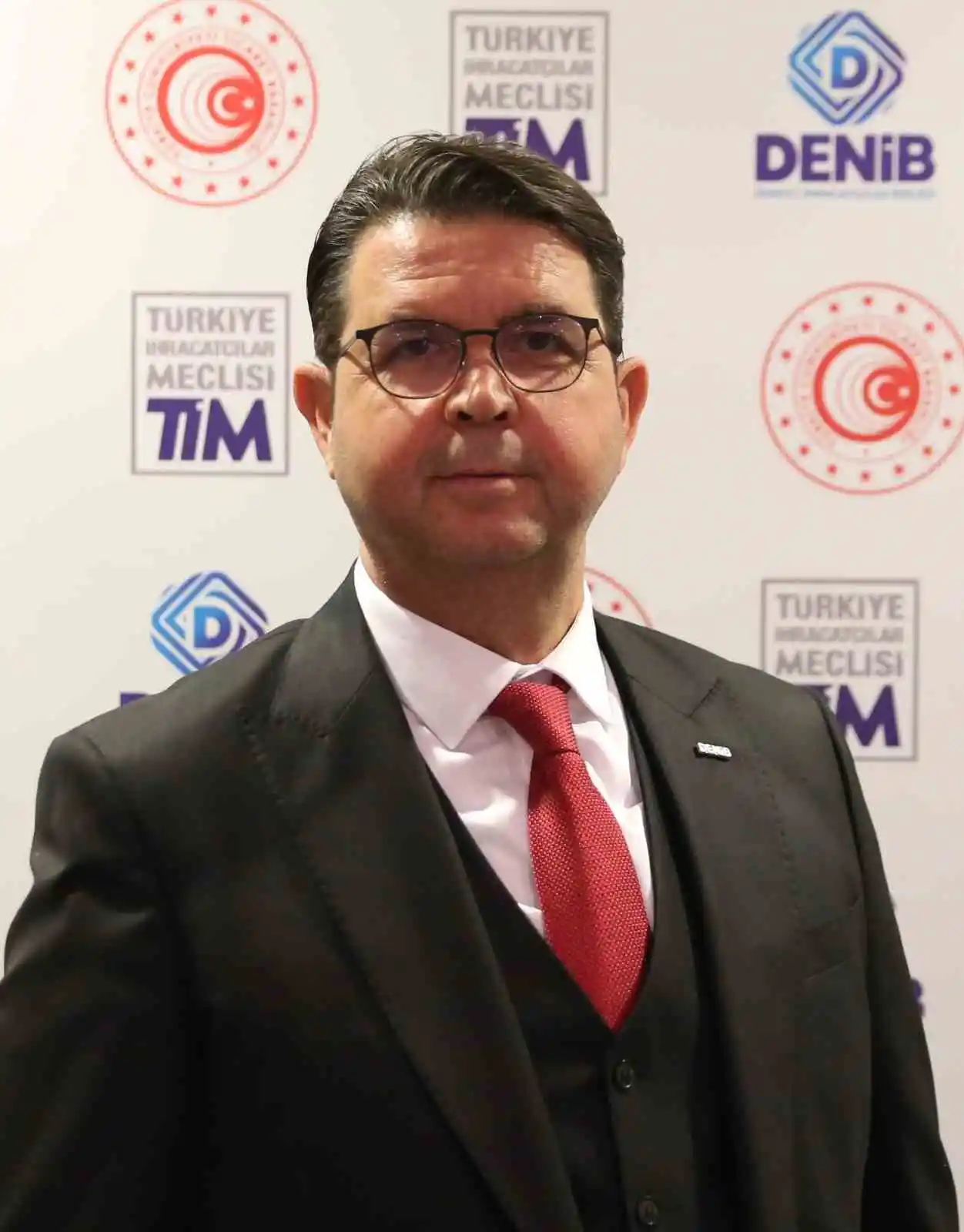 DENİB Başkanı Memişoğlu, Denizli'nin Ocak ayı ihracat rakamlarını açıklandı
