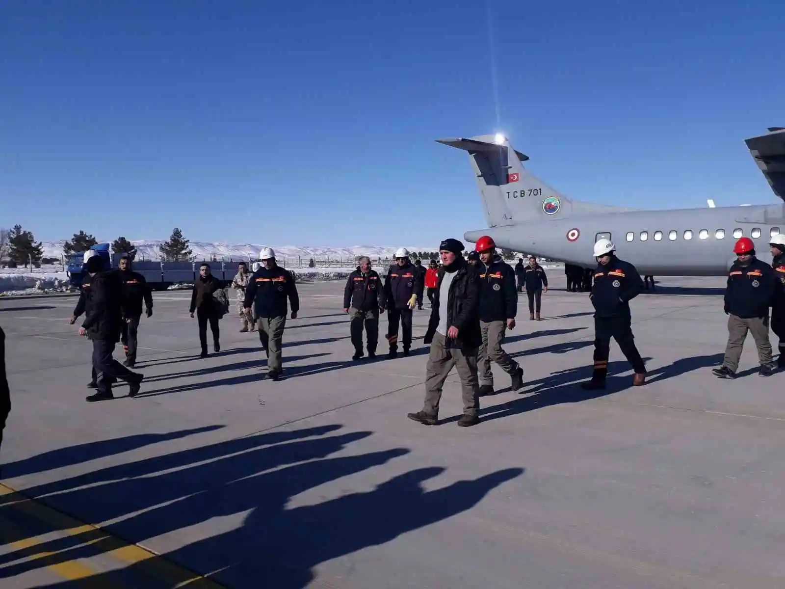 Deniz Kuvvetleri'nin 60 personeli deprem bölgesi Malatya'da