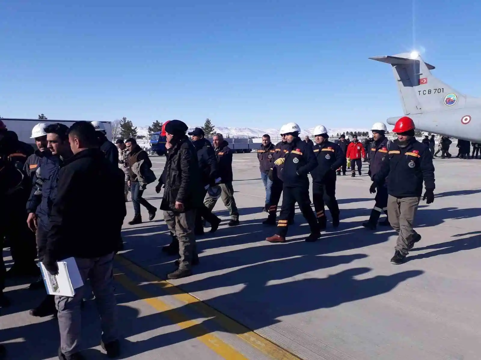 Deniz Kuvvetleri’nin 60 personeli deprem bölgesi Malatya’da