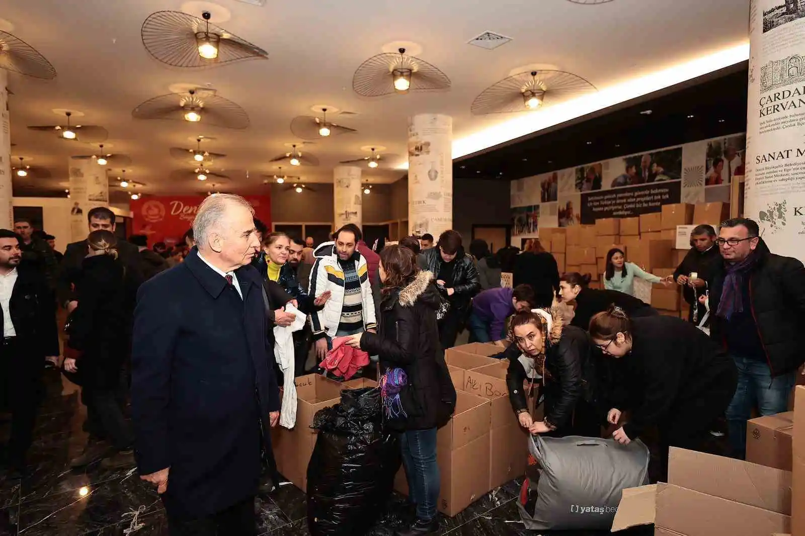 Denizli deprem için tüm imkanlarıyla seferber oldu
