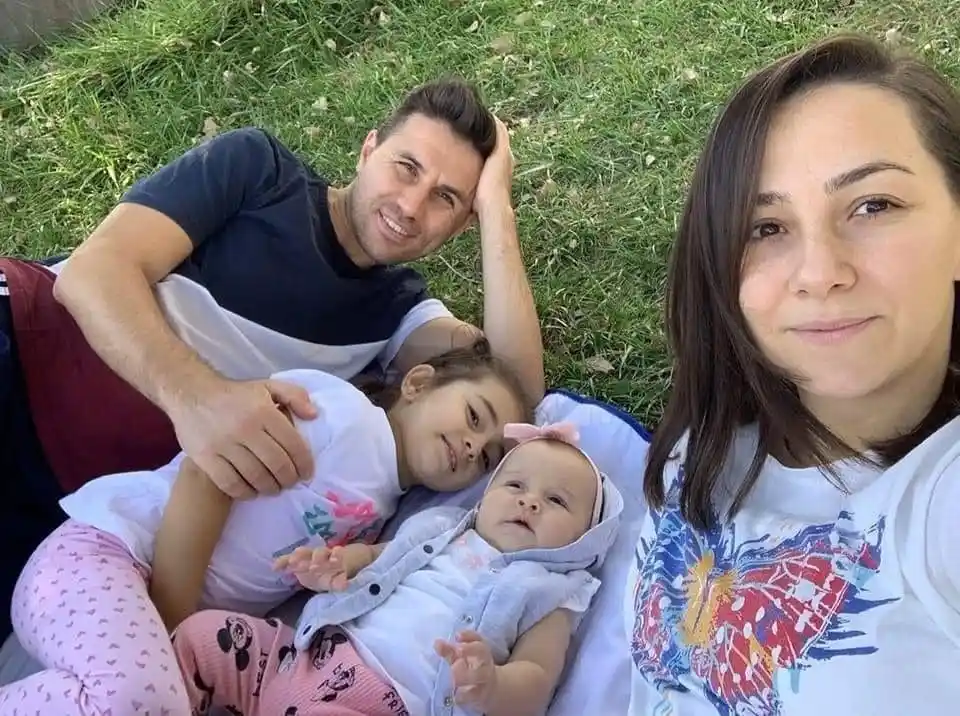 Depremde hayatını kaybeden 4 kişilik Selçuk ailesi Simav’da toprağa verildi