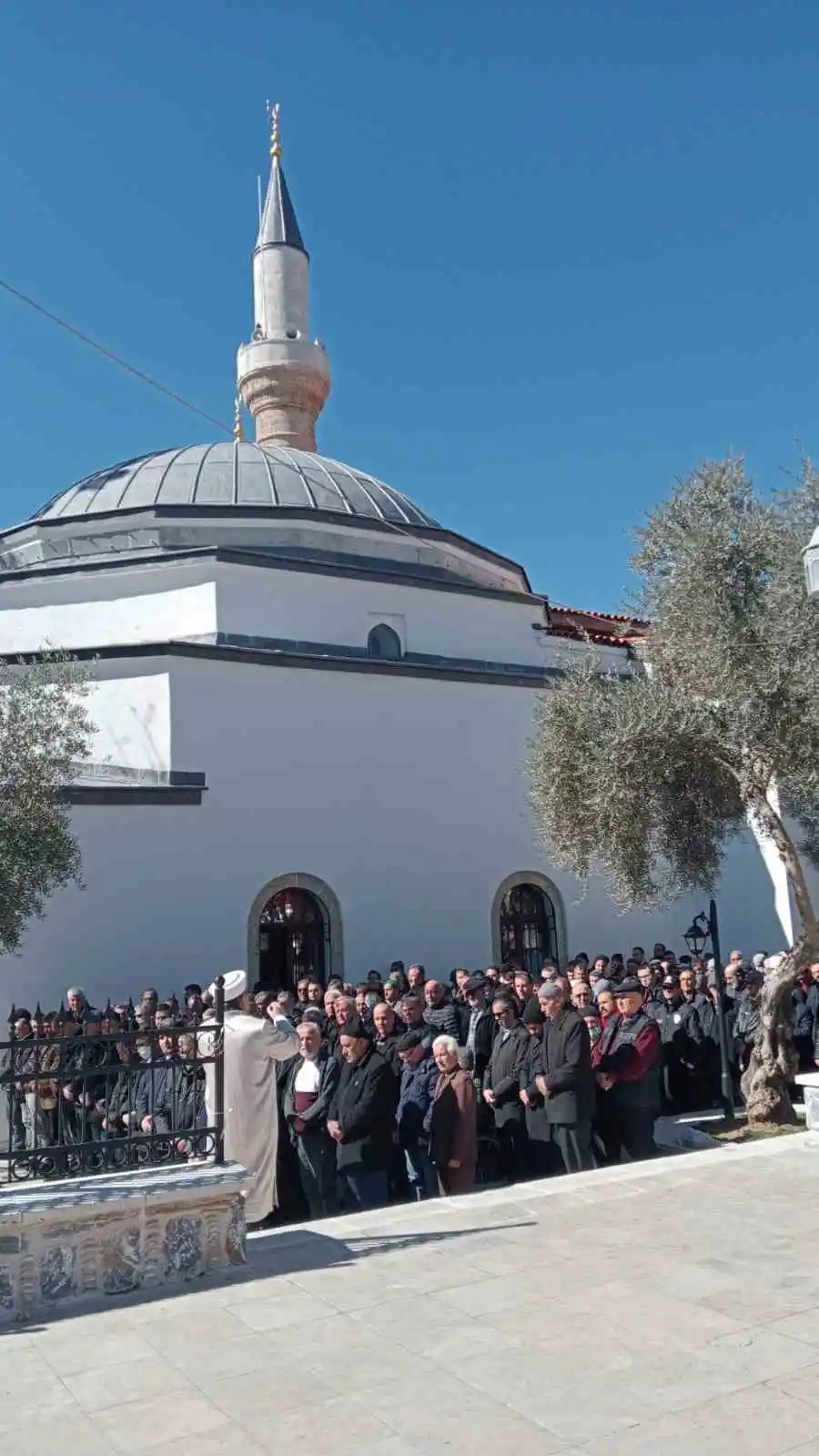 Depremde hayatını kaybedenler için Muğla’da gıyabi cenaze namazı kılındı

