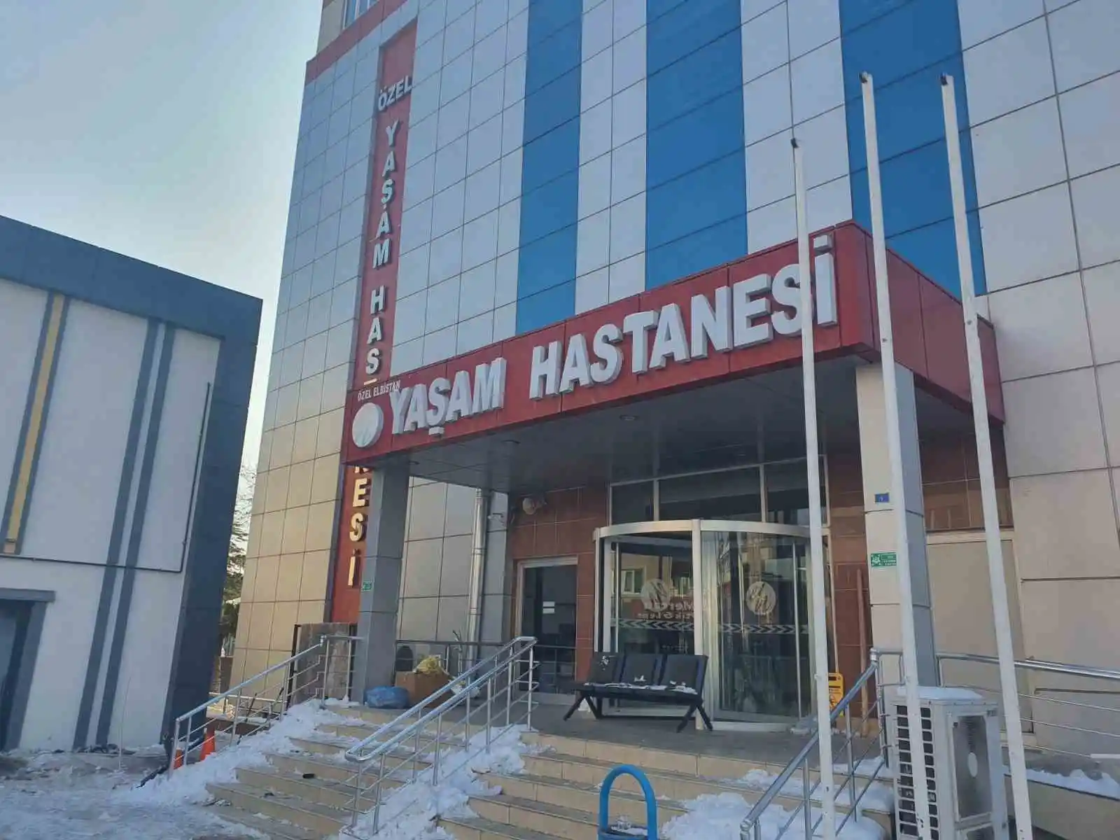 Depremin merkezinde sahte doktor yakalanıp, tutuklandı