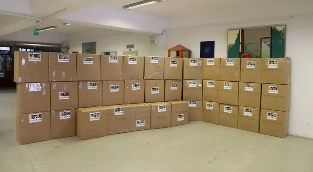 DPÜ’den deprem bölgesine kıyafet ve battaniye yardımı