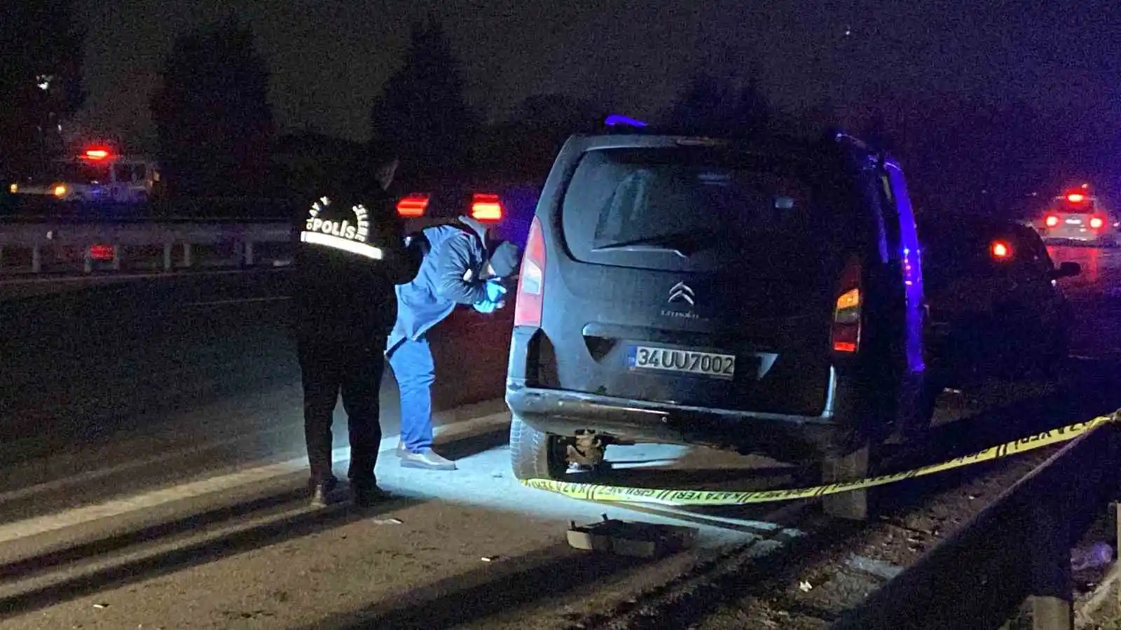 Düğün alışverişi için çıktıkları yolda faciayı yaşadılar: 2 ölü, 1 yaralı
