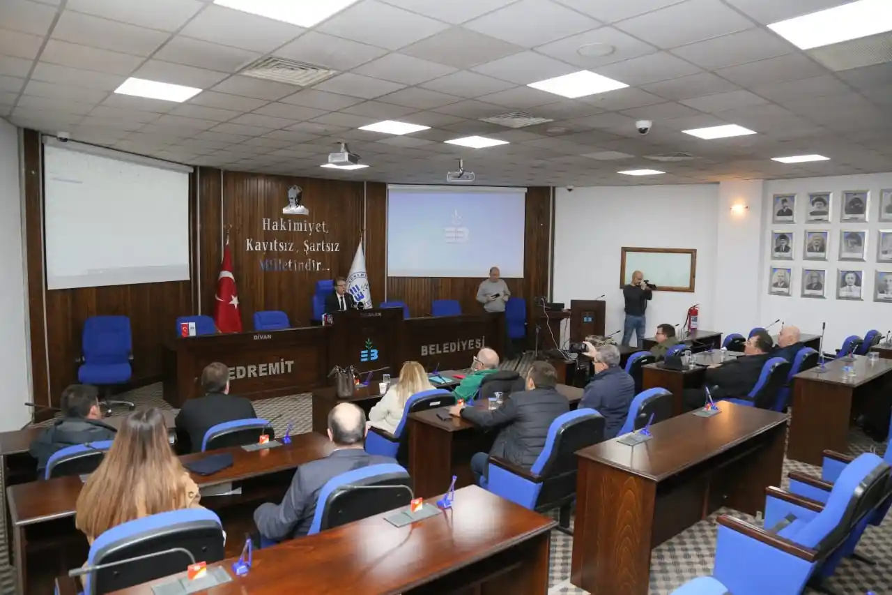 Edremit Belediye Başkanı Selman Hasan Arslan: "Depreme dirençli kent için harekete geçiyoruz"
