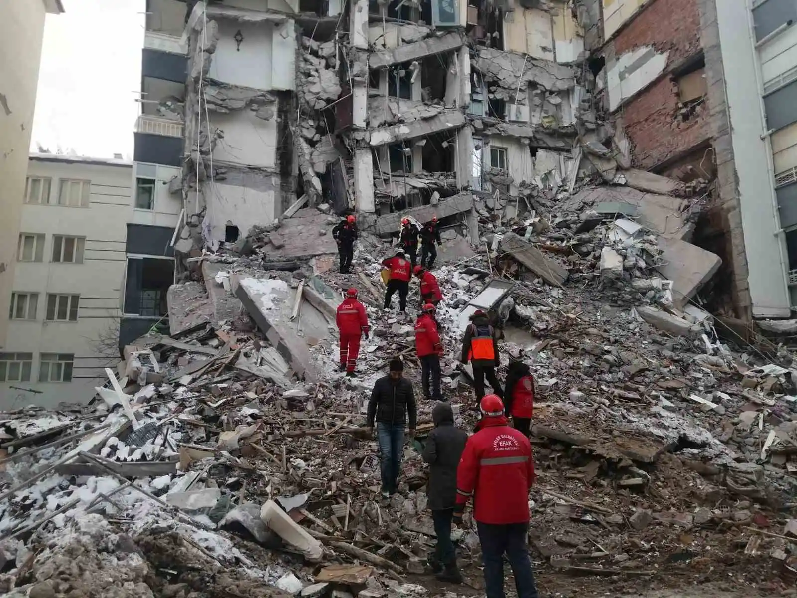 EFAK umut olmaya devam ediyor